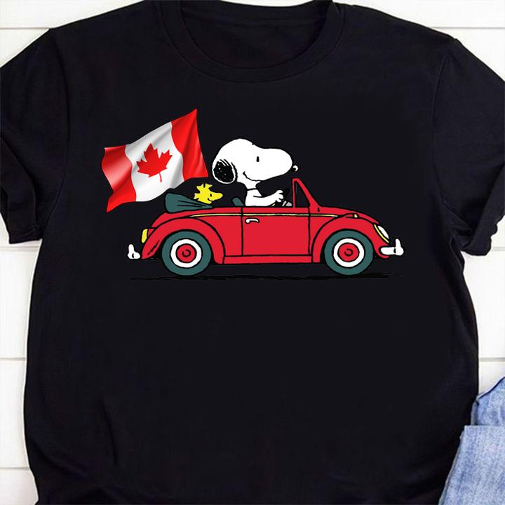 Snoopy Driving Car Woodstock Canada Flag t-shirt shirt