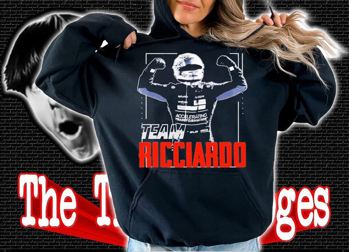 Team Ricciardo Racing Driver Helmet T-Shirt t-shirt