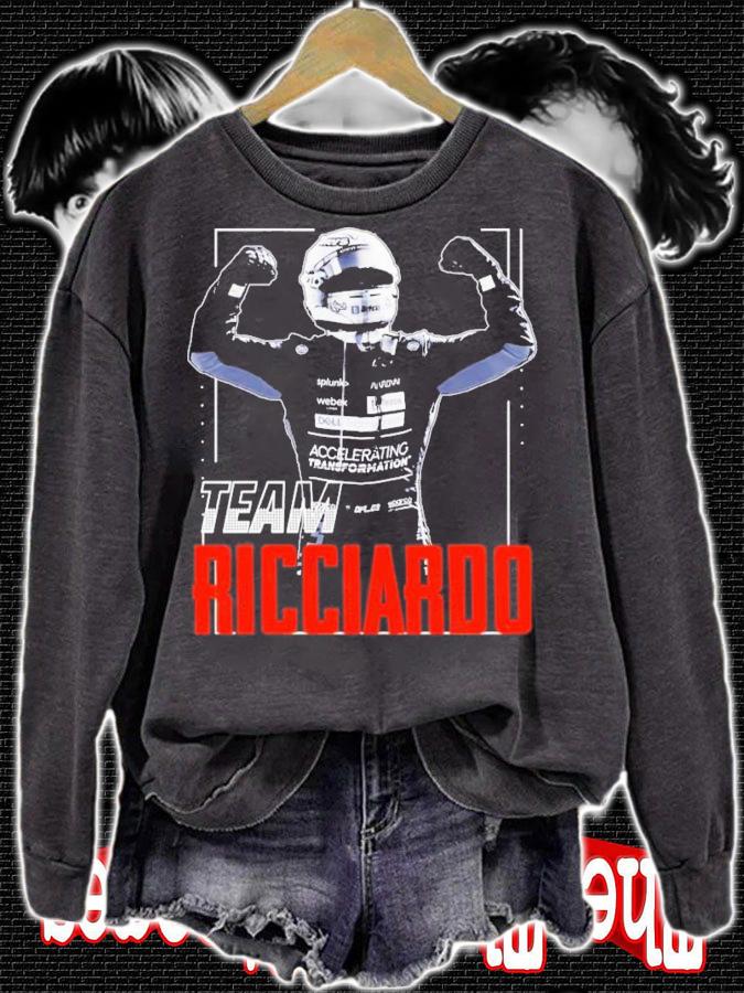 Team Ricciardo Racing Driver Helmet T-Shirt t-shirt