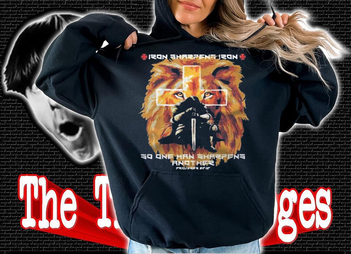 Christian Bible Verse Sayings Lion Cross Iron Sharpens Iron Pullover Shirt t-shirt hoodie