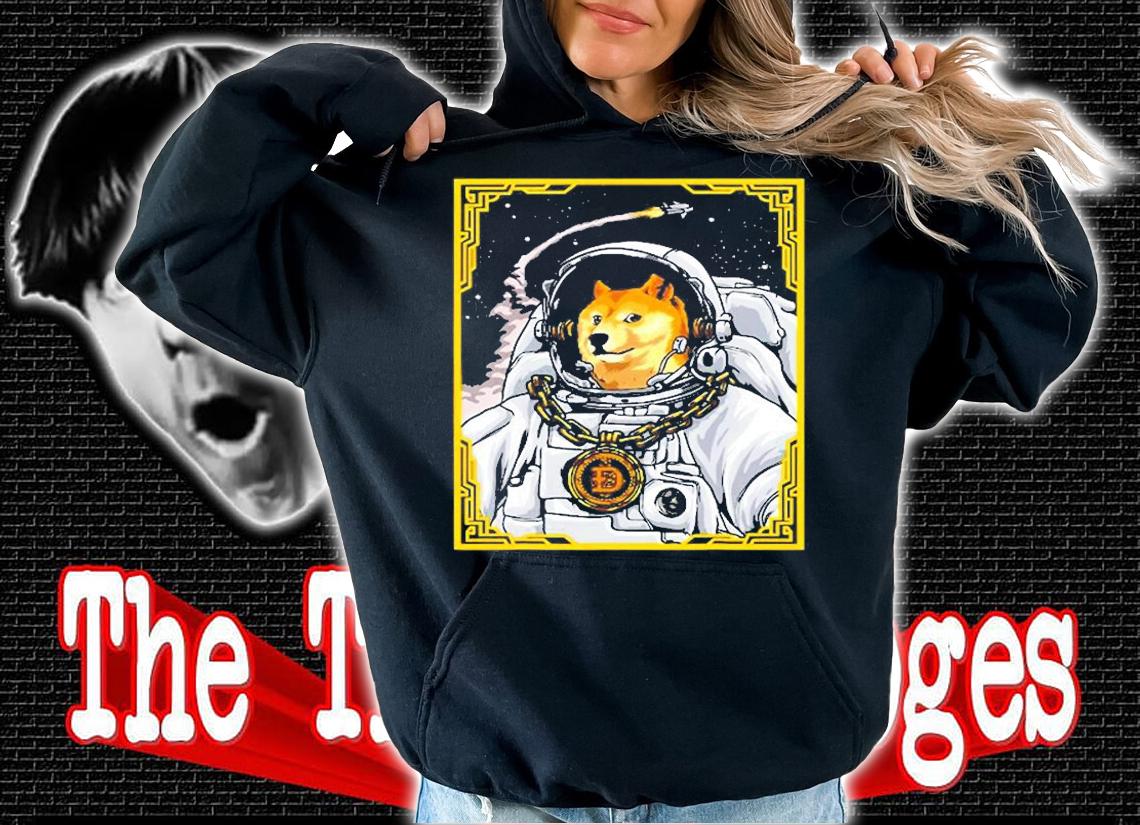 Dogecoin To The Moon Astronaut Funny Doge Crypto Bling Chain T-Shirt hoodie