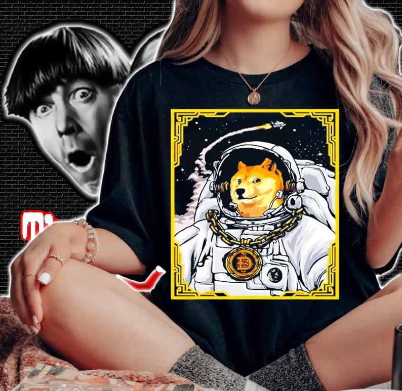 Dogecoin To The Moon Astronaut Funny Doge Crypto Bling Chain T-Shirt woman shirt